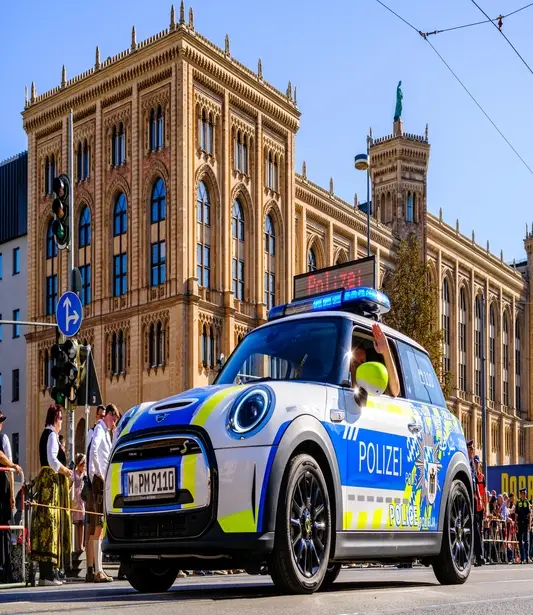 Almanya'da Otobanda Sürüş: Yasalar ve İpuçları