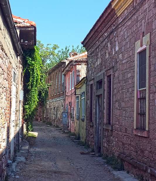 Ayvalık Araç Kiralama