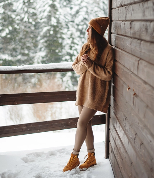 Kışın Büyüsü: Dağ Evinden İlk Kar Manzaraları