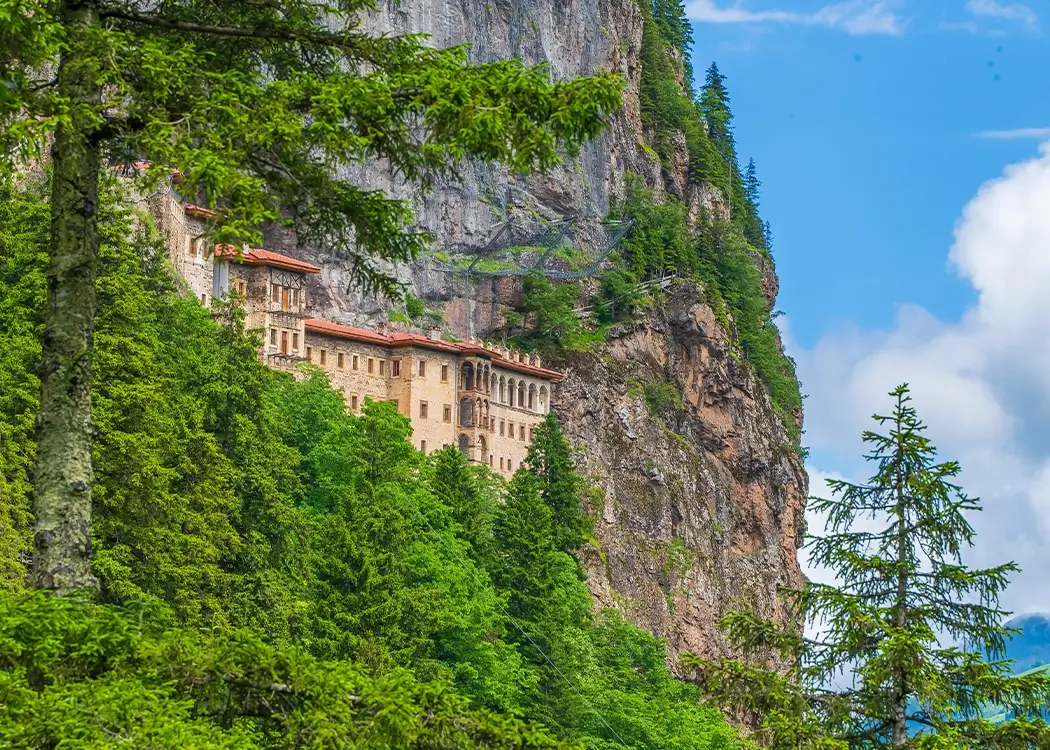 nisan-yagmurlarinda-4x4-ile-macera-dolu-karadeniz