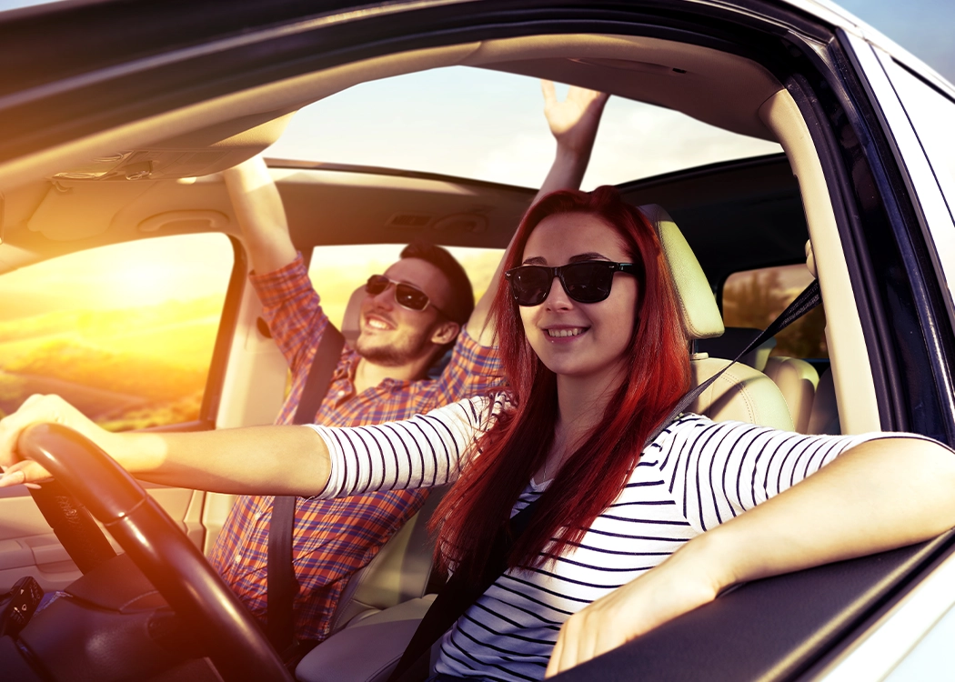 Sıcak havalarda daha konforlu ve sağlıklı sürüş deneyimleri için uygulamanız gereken birkaç önemli noktayı sizler için derledik, detaylar için tıklayın.